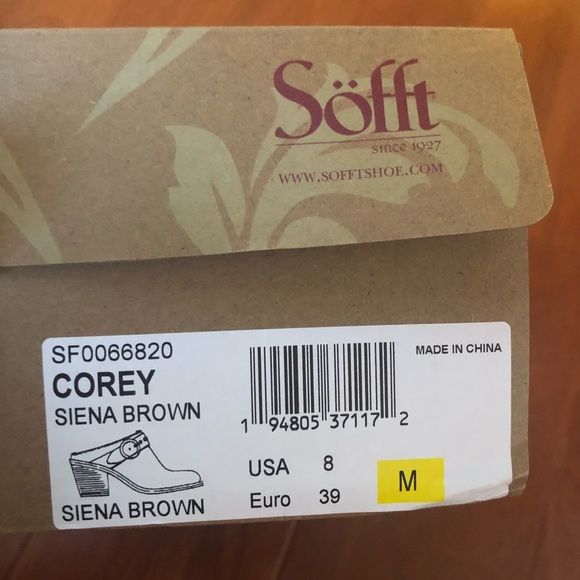 🆕 Sofft Corey Belted Clog - Size 8 - Picture 2 of 3